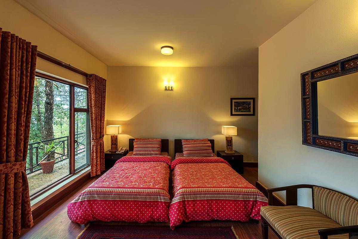 Hotel Arcadian Blue Pines Murree Exterior foto